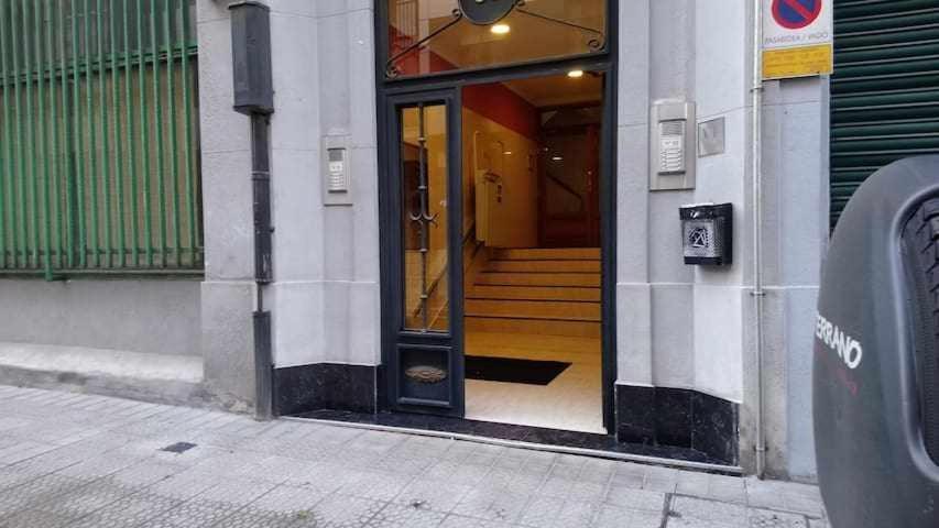 빌바오 Deusto Piso Wifi Internet T V Y Garaje 아파트 외부 사진